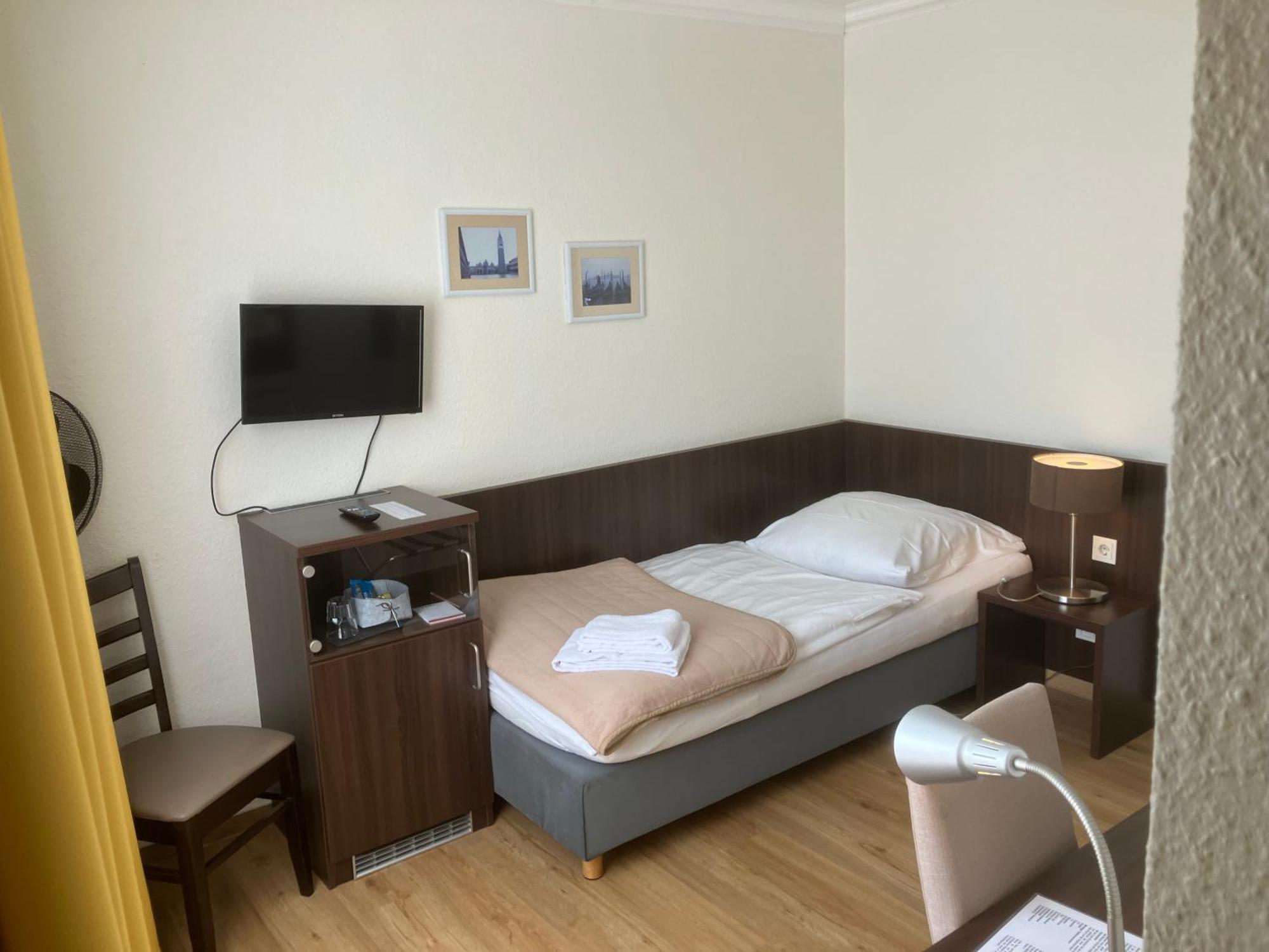 Hotel Mercedes City บอนน์ ภายนอก รูปภาพ